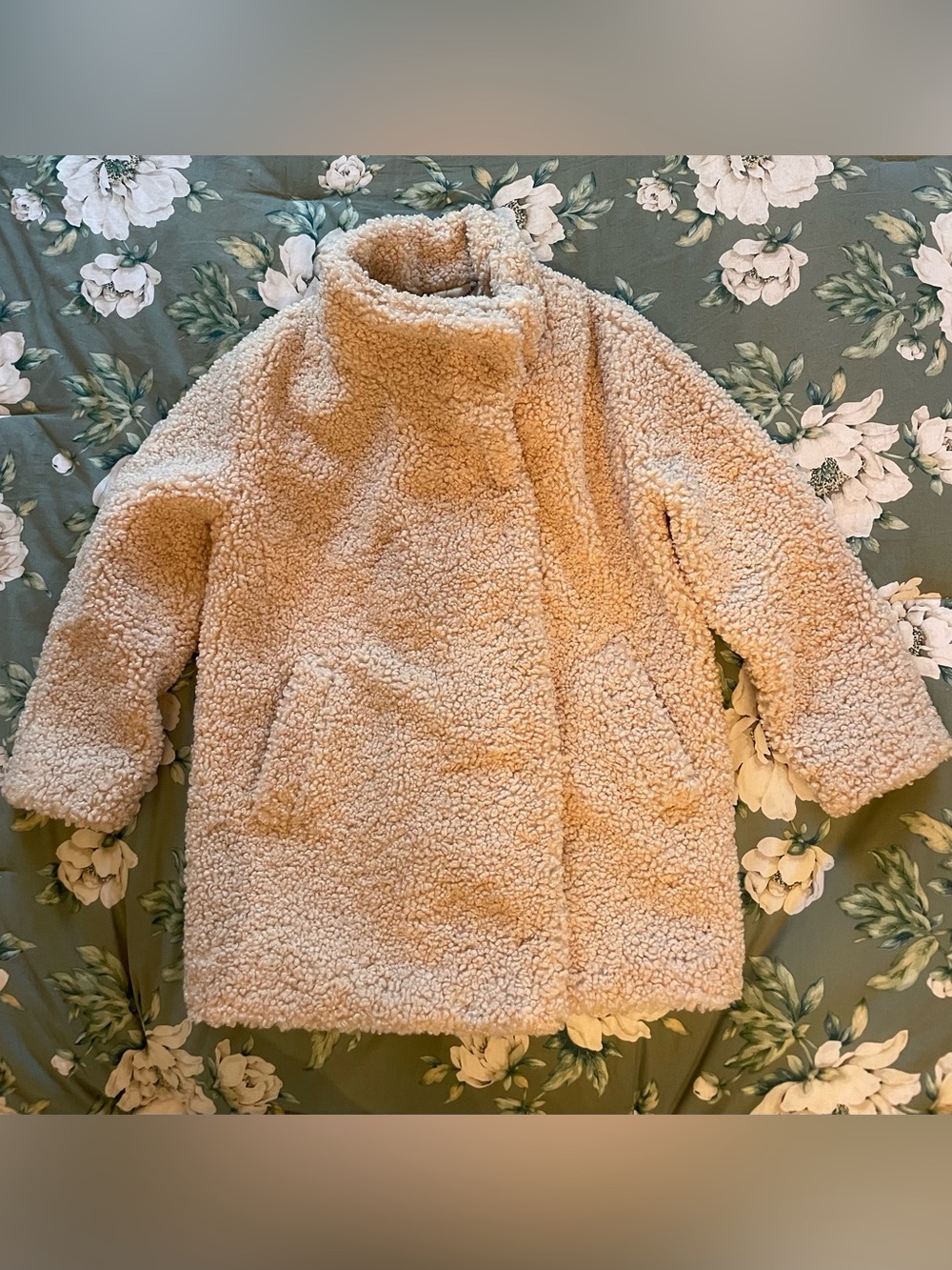 Banana Republic Cream Teddy Sherpa Jacket